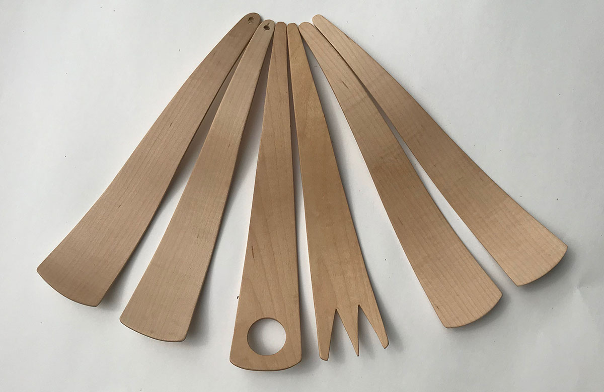 Salad servers