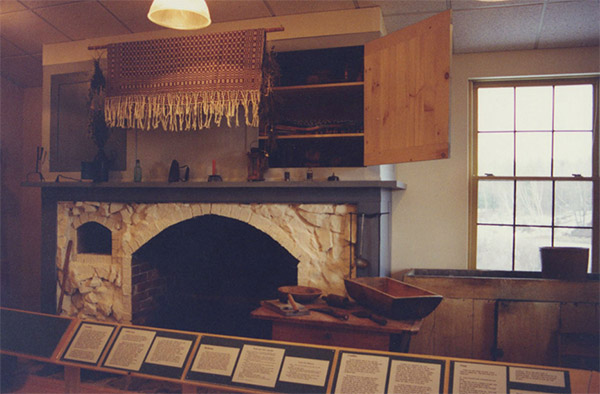 Left & Middle: Museum exhibits interpreting pioneer life